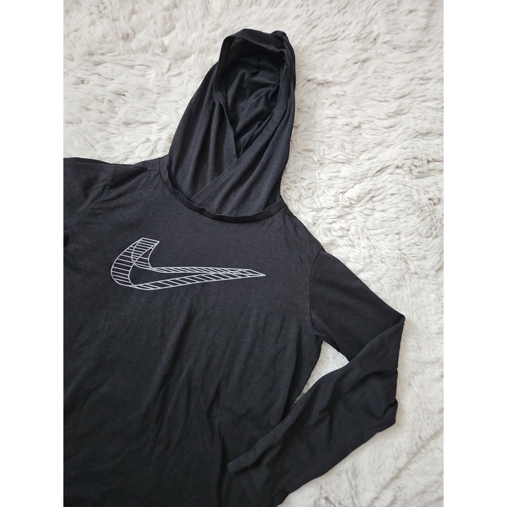 Nike Dri-FIT Boys' Youth Graphic Hoodie / Long Sleeve Shirt